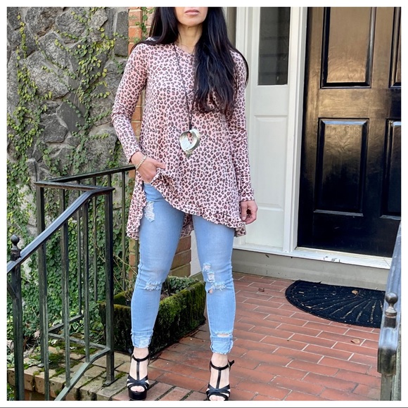 Leopard print loose fit ruffle hem tunic top - Picture 5 of 7